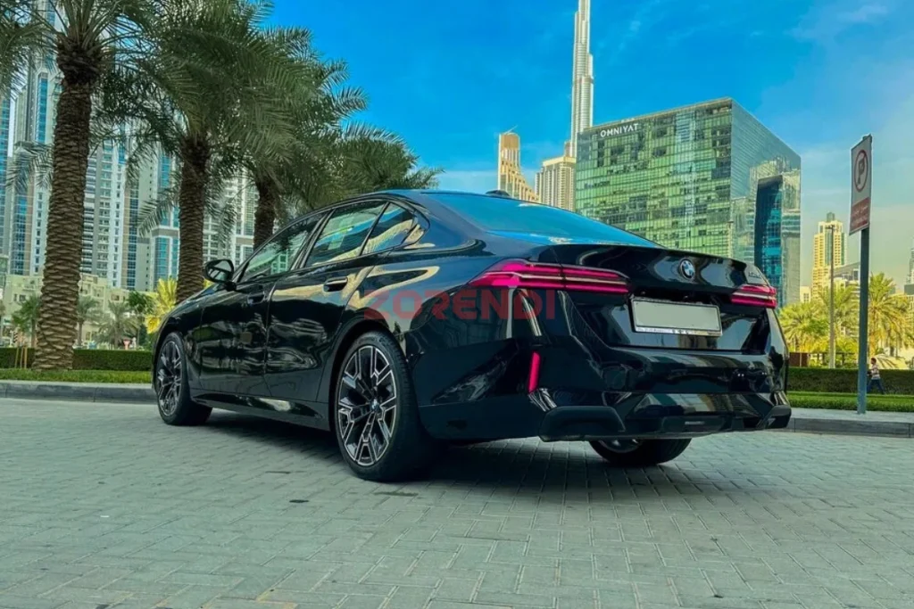 2024 BMW 520i rent car
