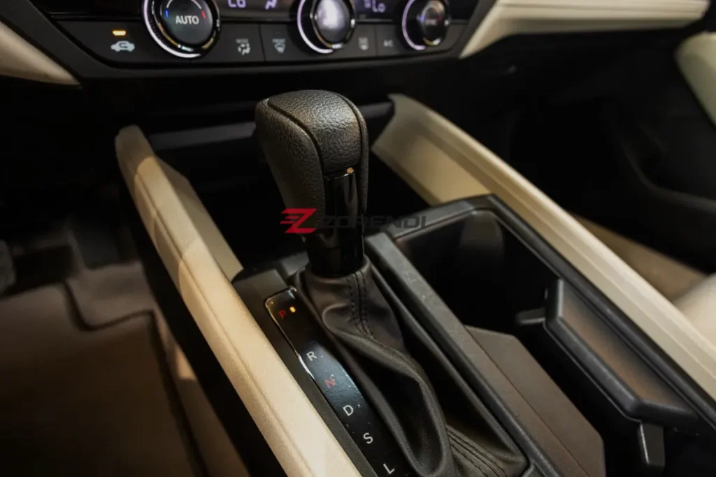 Honda Accord 2023 Modern Business Sedan 21756KM