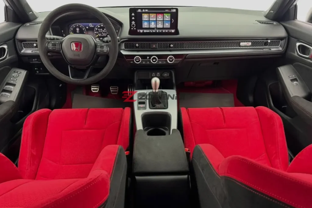 Honda Civic 2025 Sport Hatchback 4333KM