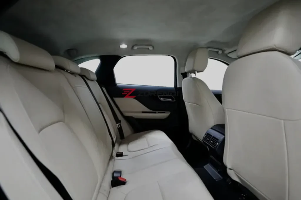 Jaguar F-PACE 2019 Clean Luxury Look 100271KM
