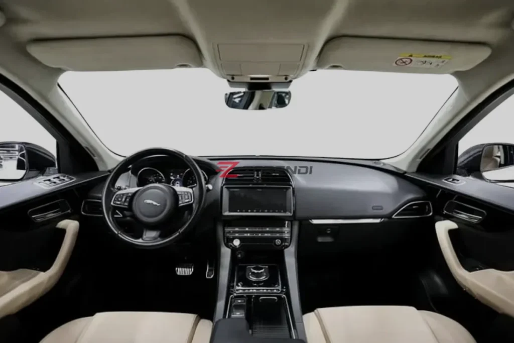 Jaguar F-PACE 2019 Clean Luxury Look 100271KM