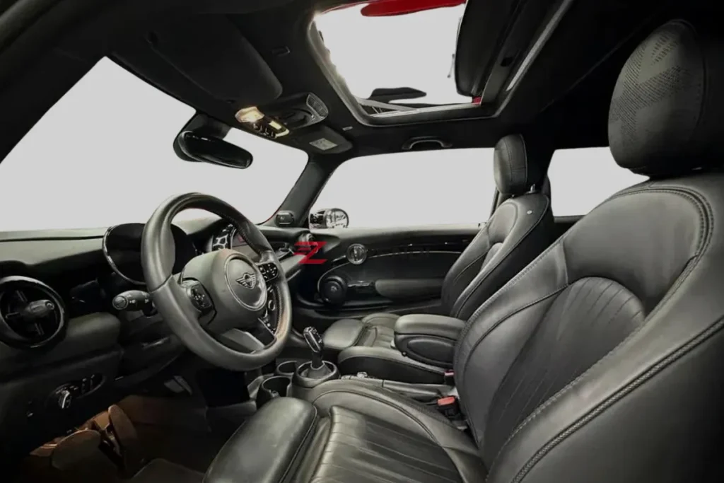 Mini Cooper 2023 Clean Condition 42000KM
