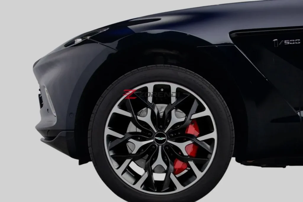Aston Martin DBX 2021 Luxury SUV 8000KM