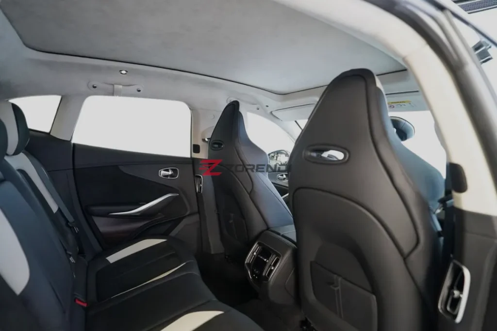 Aston Martin DBX 2023 1000KM