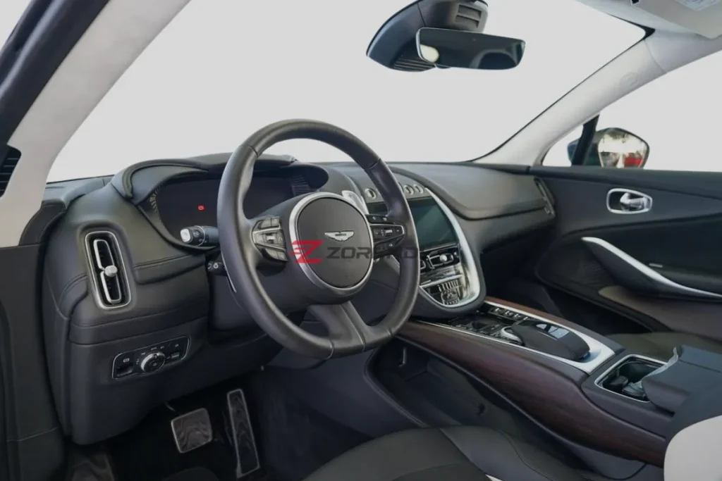 Aston Martin DBX 2023 1000KM