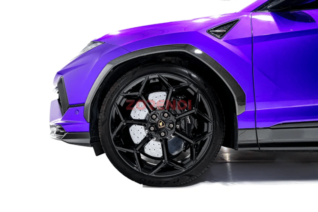 2023 Lamborghini Urus Performante 4000KM