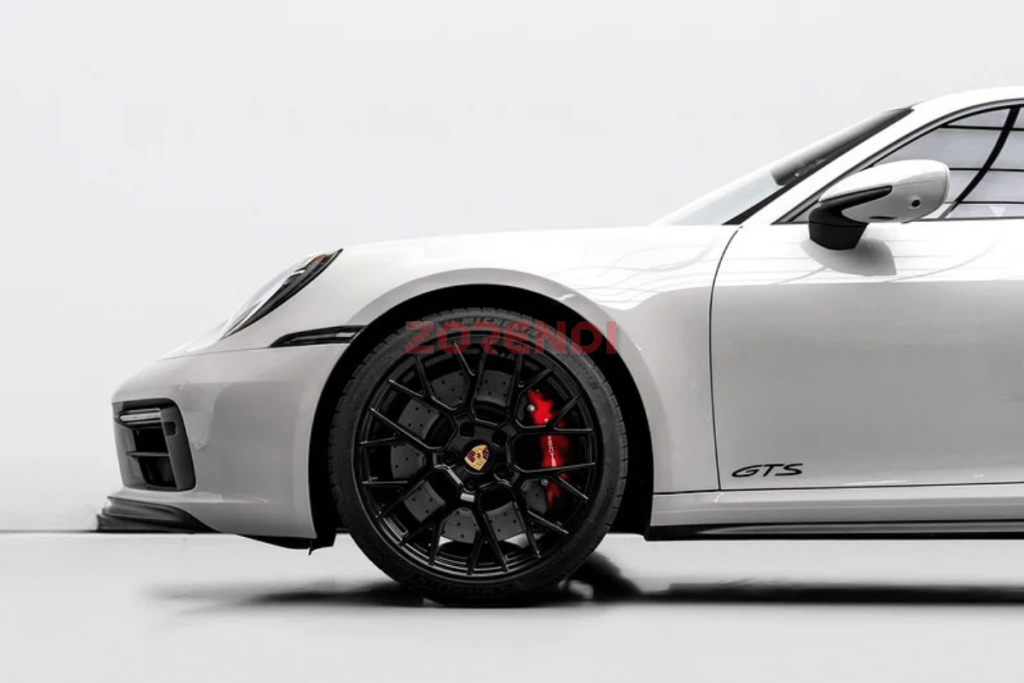 2024 Porsche Carrera 911 4 GTS 13017KM