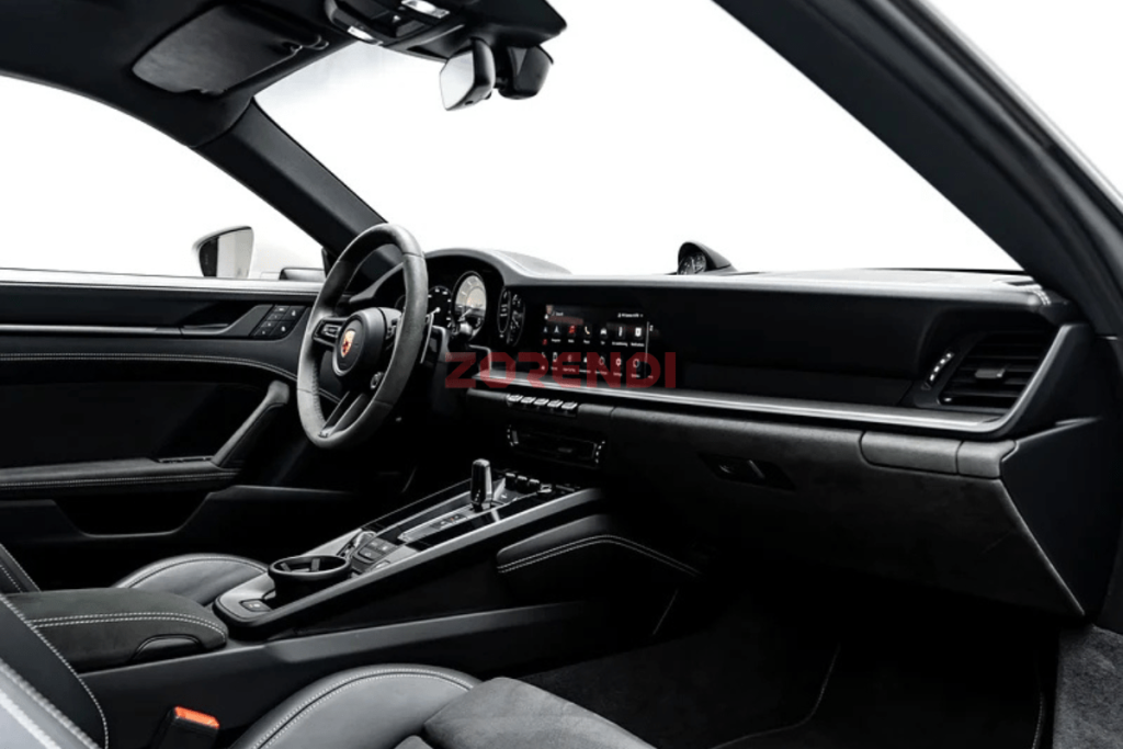 2024 Porsche Carrera 911 4 GTS 13017KM
