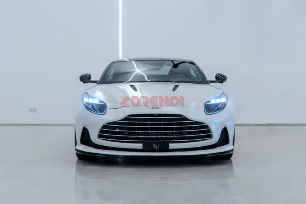 2024 Aston Martin DB12 Coupe 4336KM