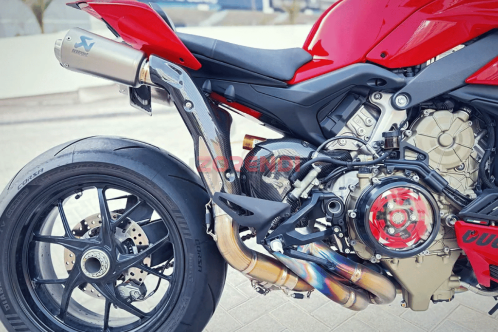 2023 Ducati Streetfighter V4 2600Km