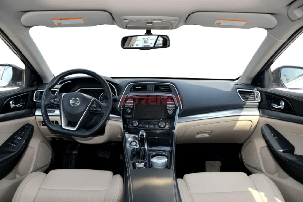 2021 Nissan Maxima SV 74890KM