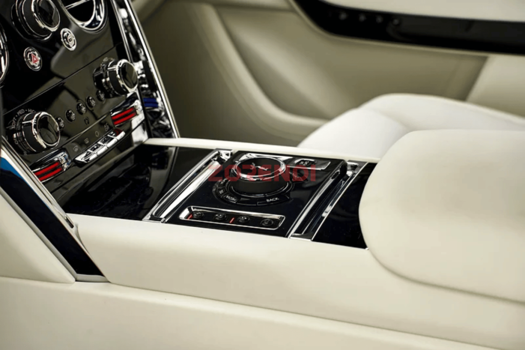 2025 Rolls-Royce Cullinan Standard 50KM