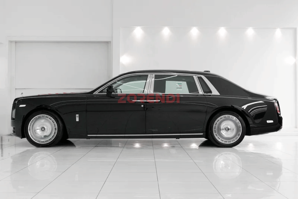 2025 Rolls-Royce Phantom Extended Wheel Base 71 KM