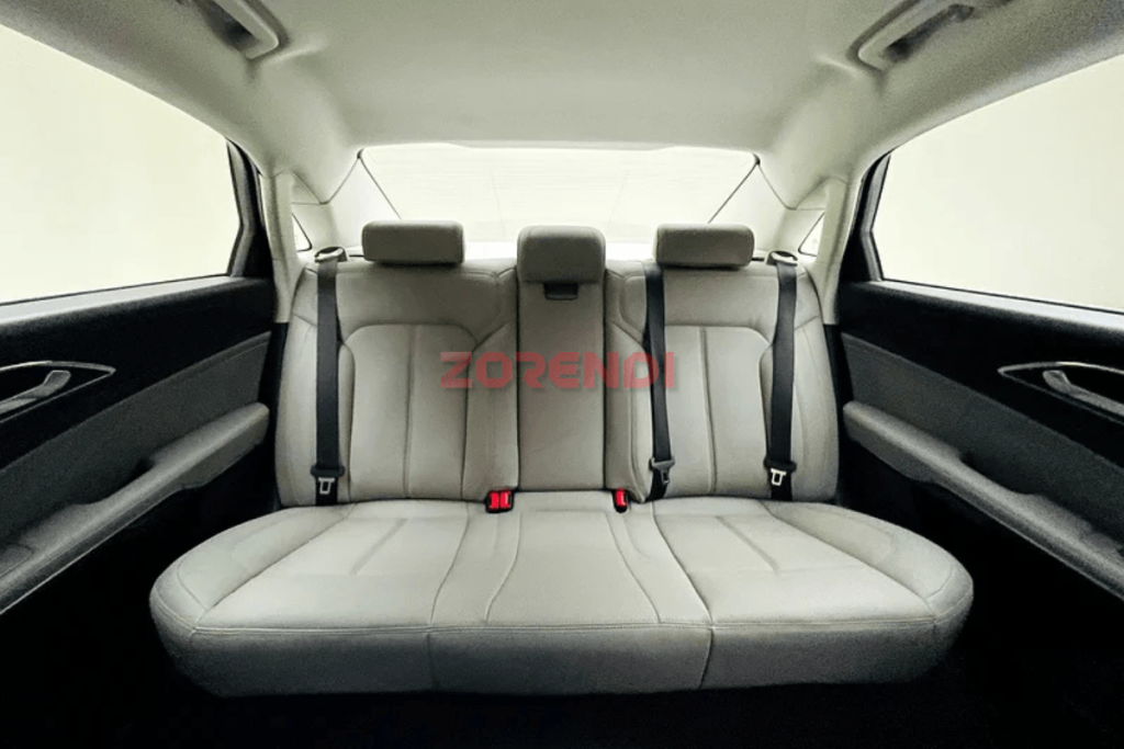 2021 Ford Taurus Trend 233045KM