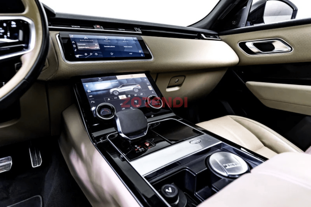 2022 Range Rover Velar R-Dynamic SE 66545KM