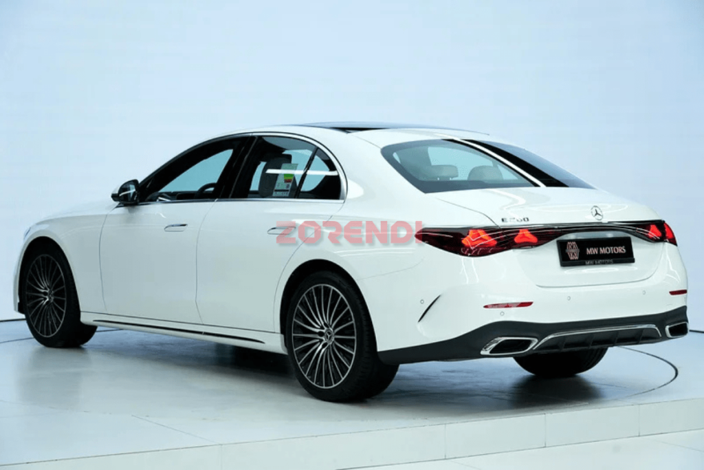 2026 Mercedes-Benz E-Class E 200 0KM