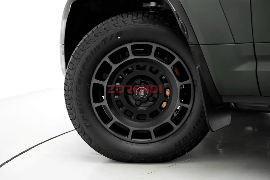 2025 Land Rover Defender OCTA 0KM