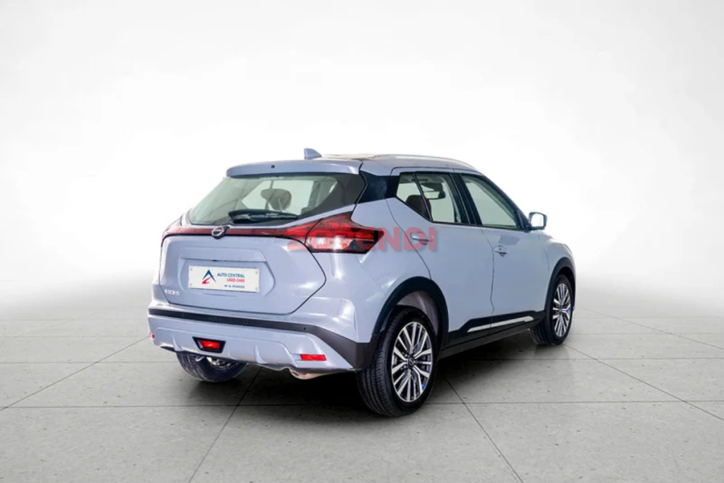 2024 Nissan Kicks SL 2756KM