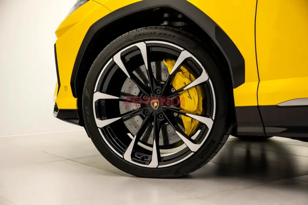 2020 Lamborghini Urus 40000KM