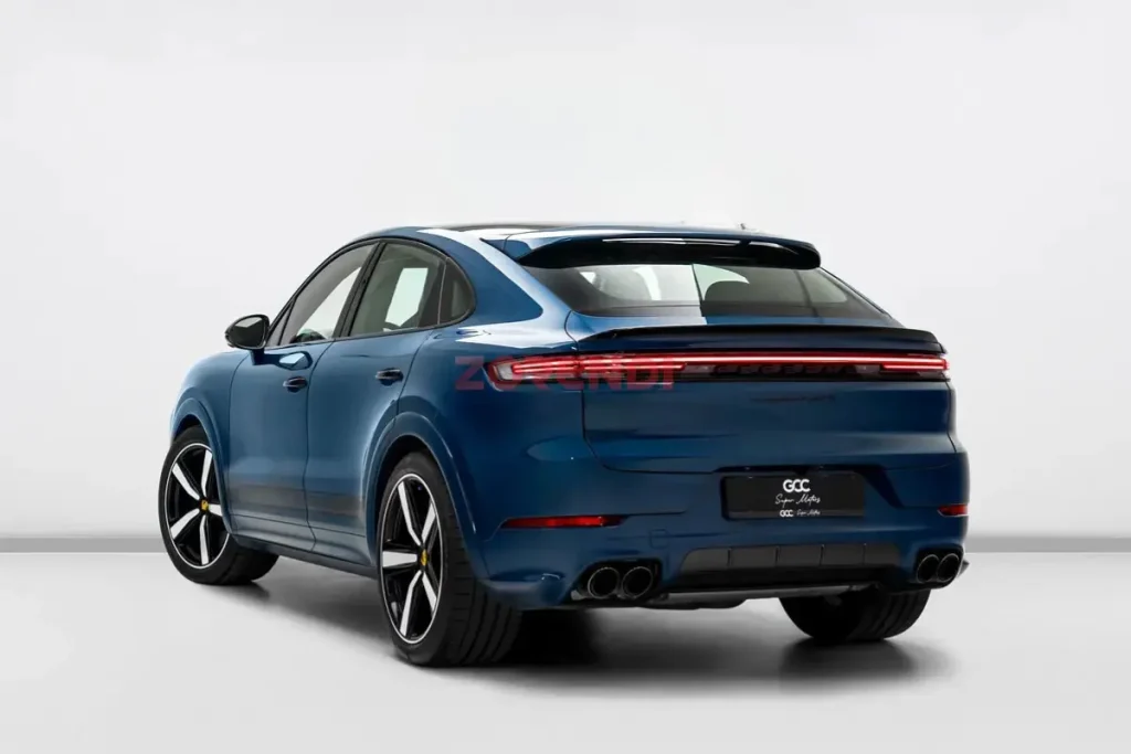 2025 Porsche Cayenne GTS Coupé 27000KM