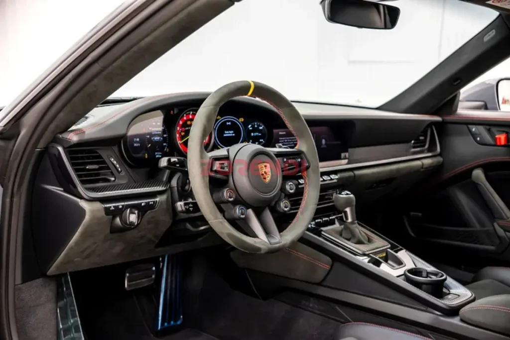 2025 Porsche 911 GT3 RS 2000KM