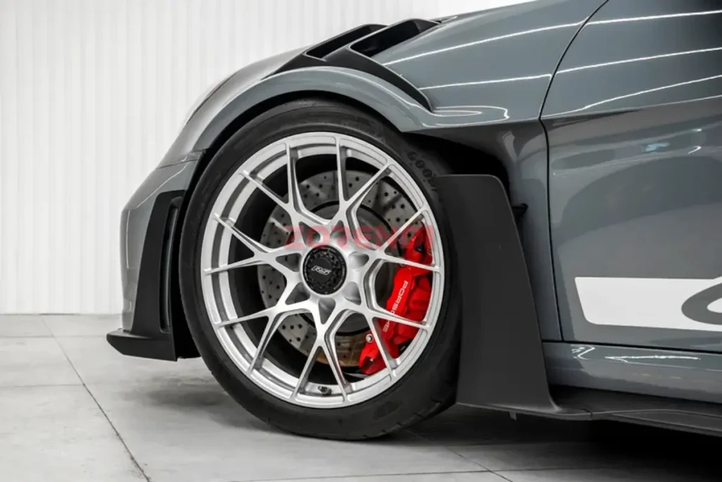2025 Porsche 911 GT3 RS 2000KM
