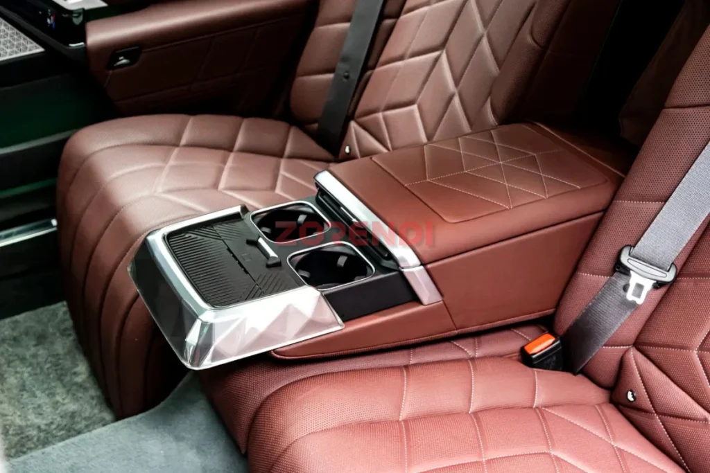 2024 BMW 7-Series 760Li 20634KM