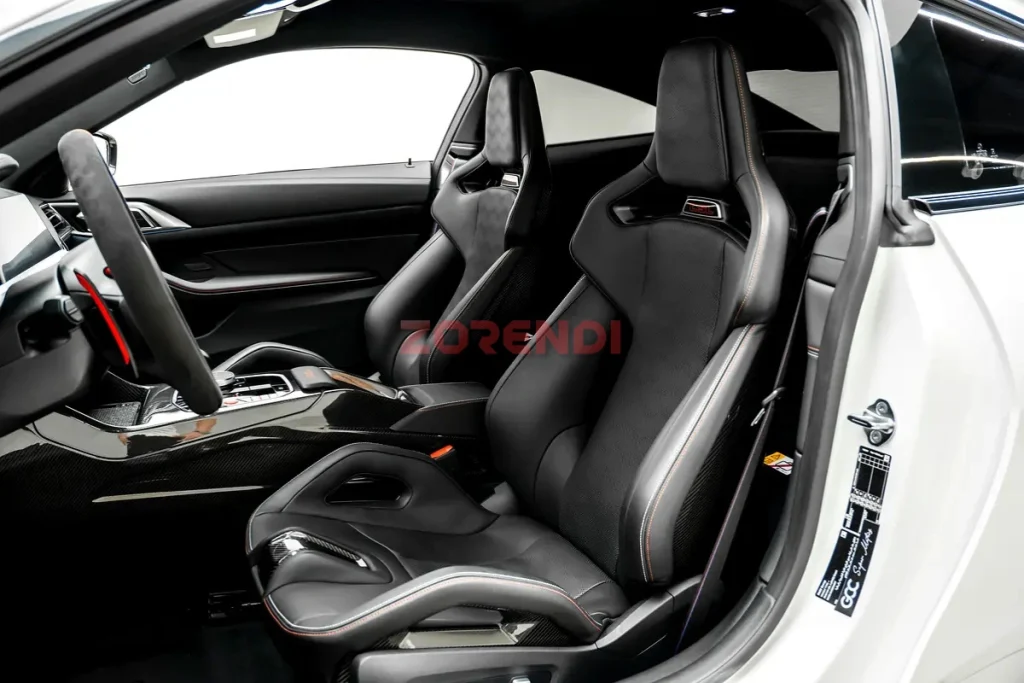 2023 BMW M4 700KM