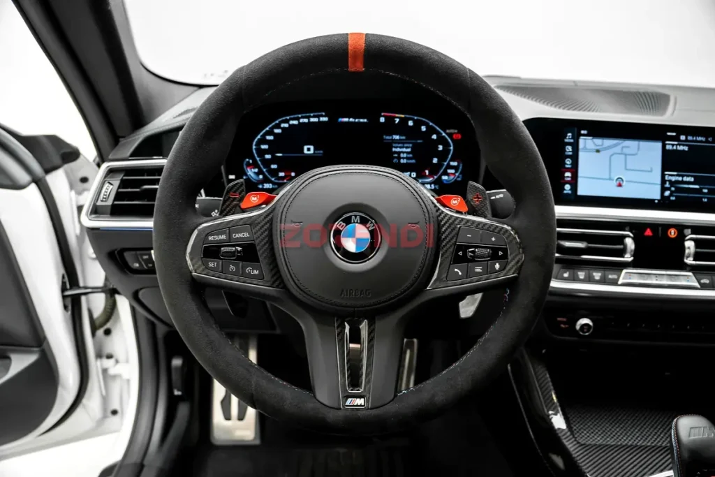 2023 BMW M4 700KM