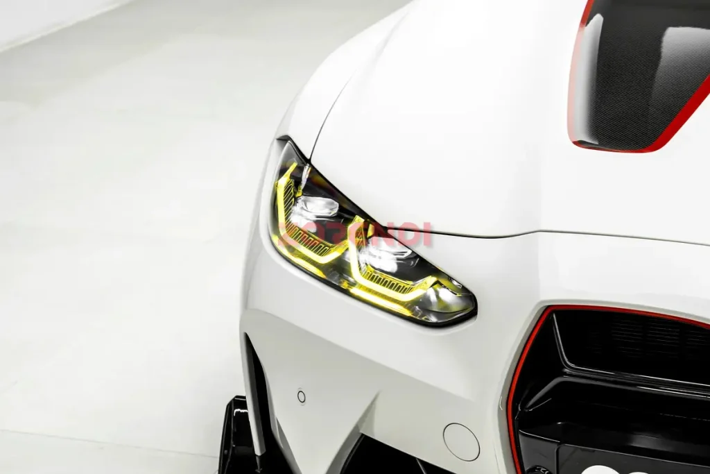 2023 BMW M4 700KM