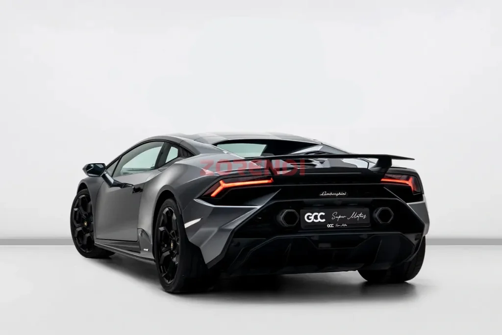 2023 Lamborghini Huracan Tecnica 5600KM