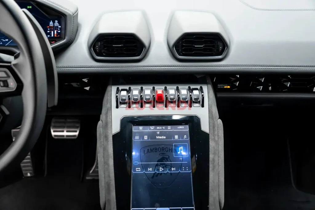 2023 Lamborghini Huracan Tecnica 5600KM
