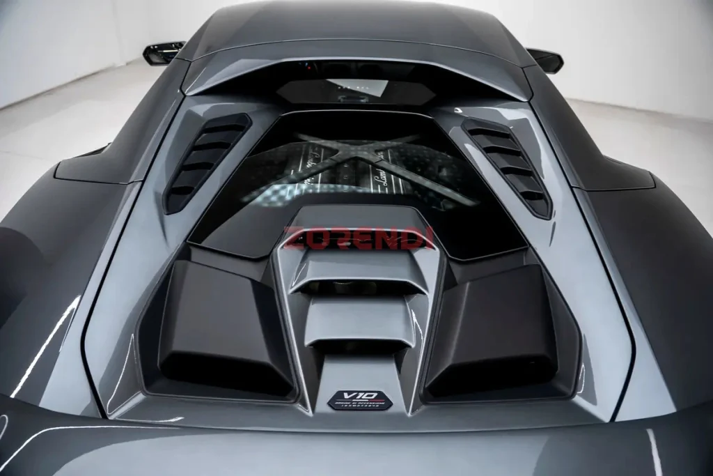 2023 Lamborghini Huracan Tecnica 5600KM