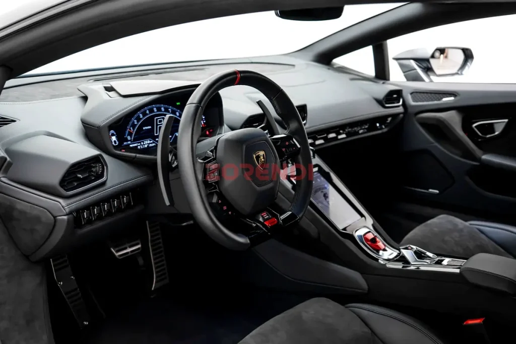 2023 Lamborghini Huracan Tecnica 5600KM