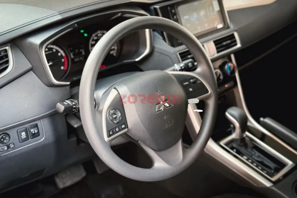 2025 Mitsubishi Xpander rent car