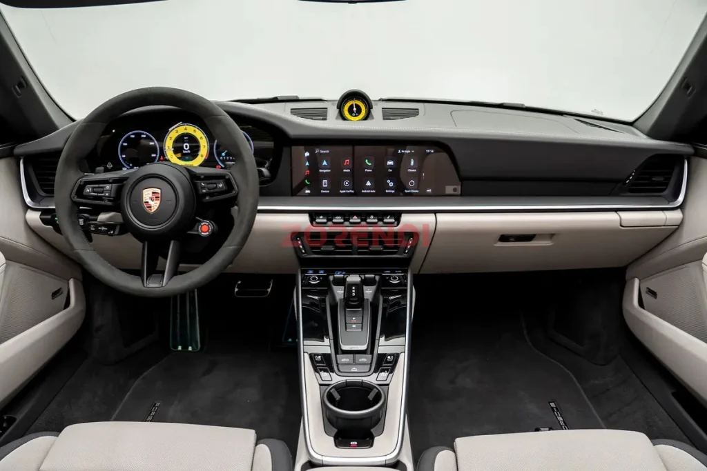 2026 Porsche Carrera - 911 GTS 25KM