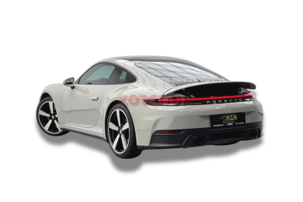 2025 Porsche 911 Carrera 18267KM
