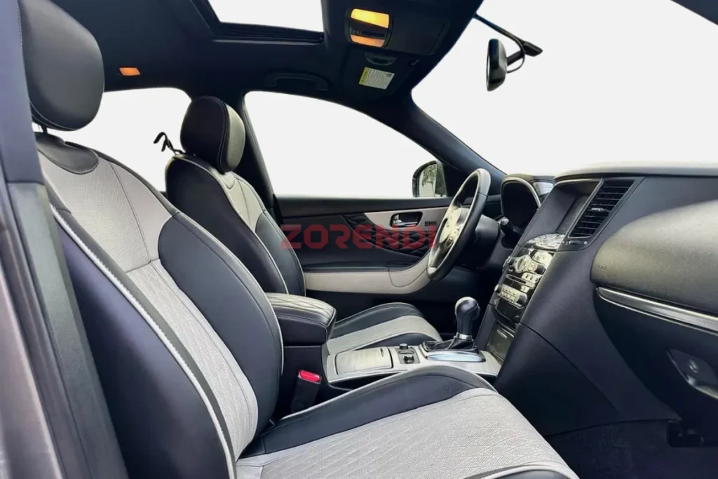 Infiniti QX70 Limited 2018 GCC Specs 161000KM