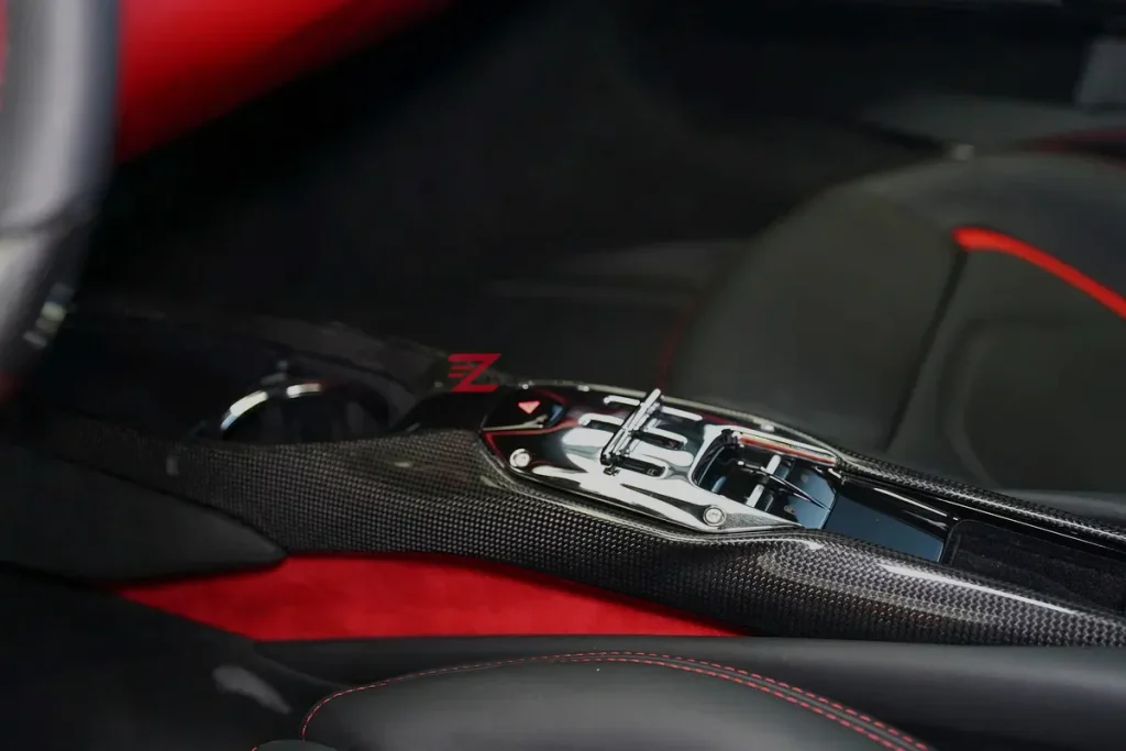 Ferrari 296 GTB 2024 10KM