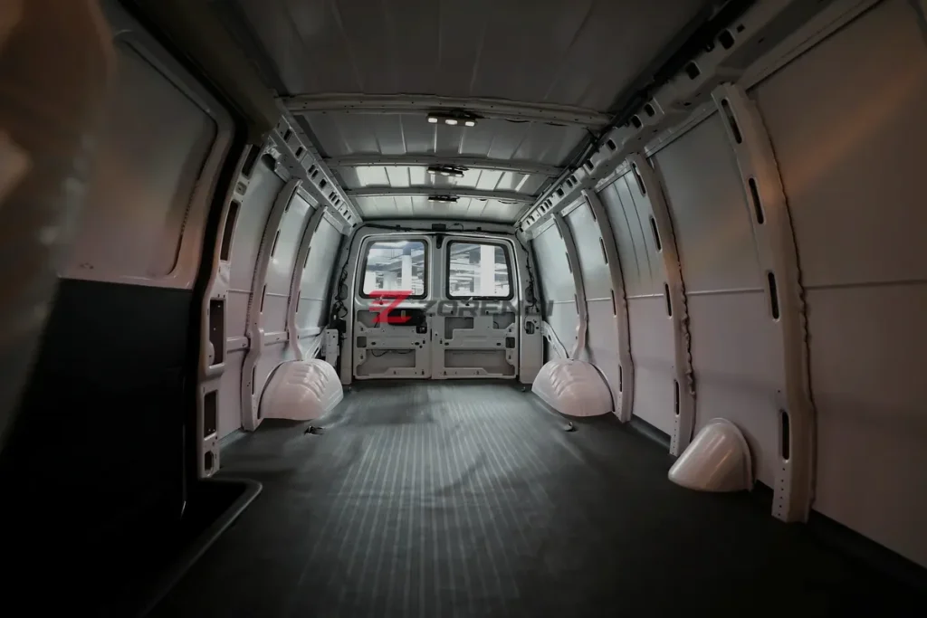 GMC Savana 2025 0KM