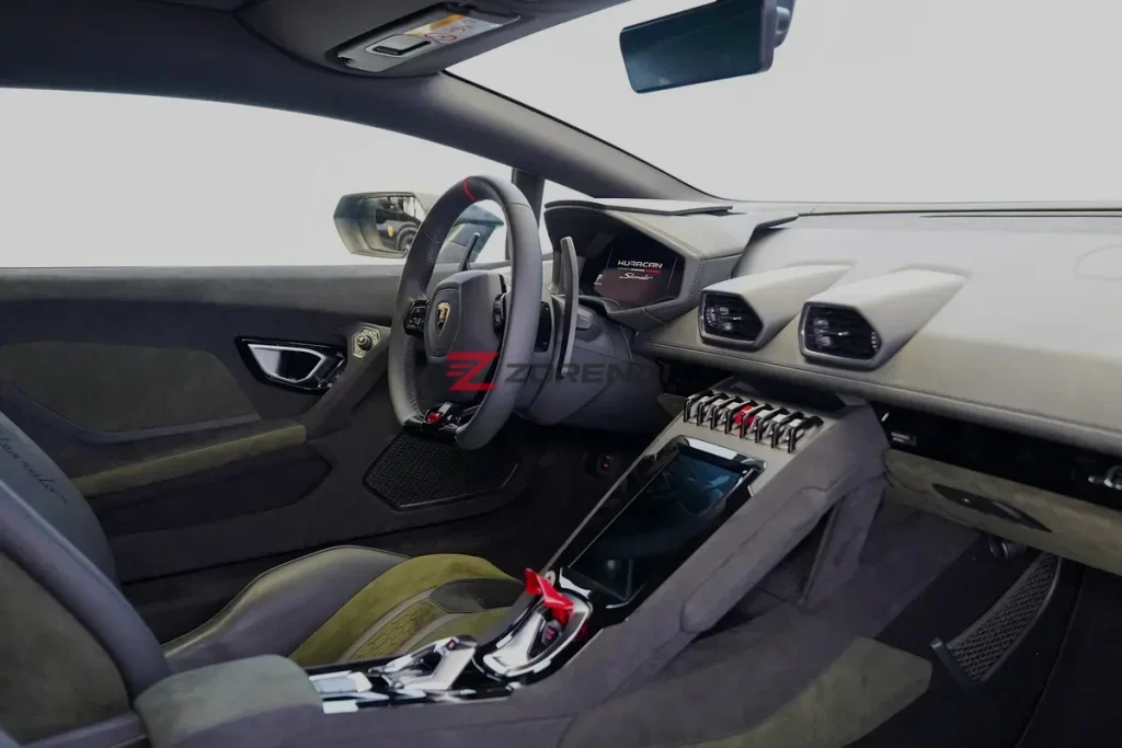 Lamborghini Huracan Sterrato 2023 40KM