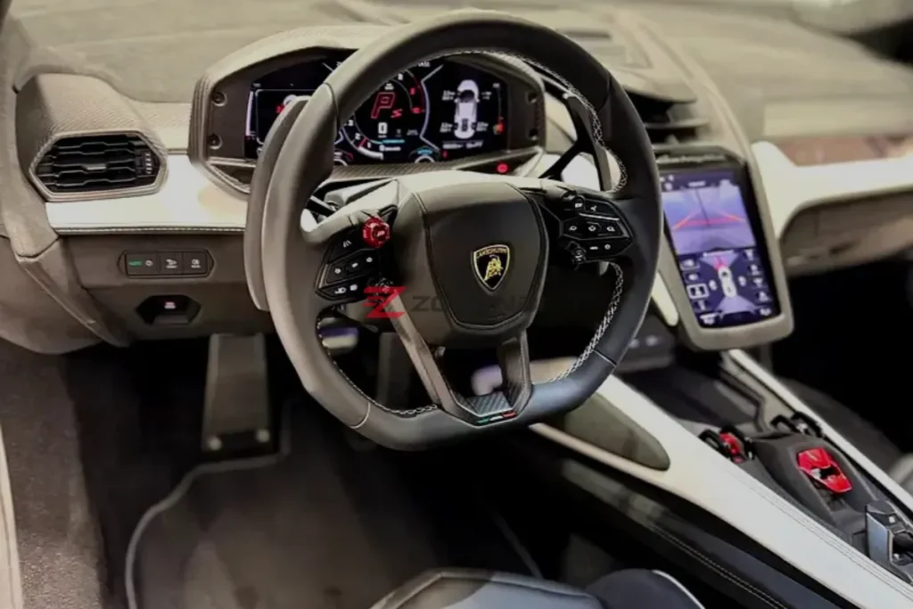 Lamborghini Revuelto 2025 0KM