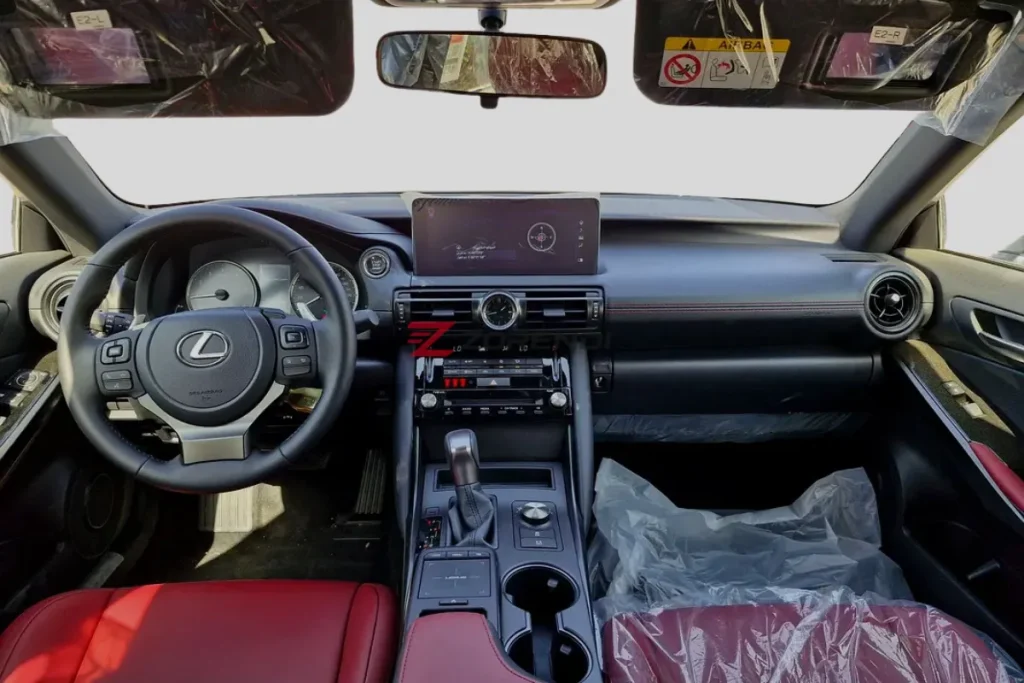 Lexus IS 300 2025 0KM