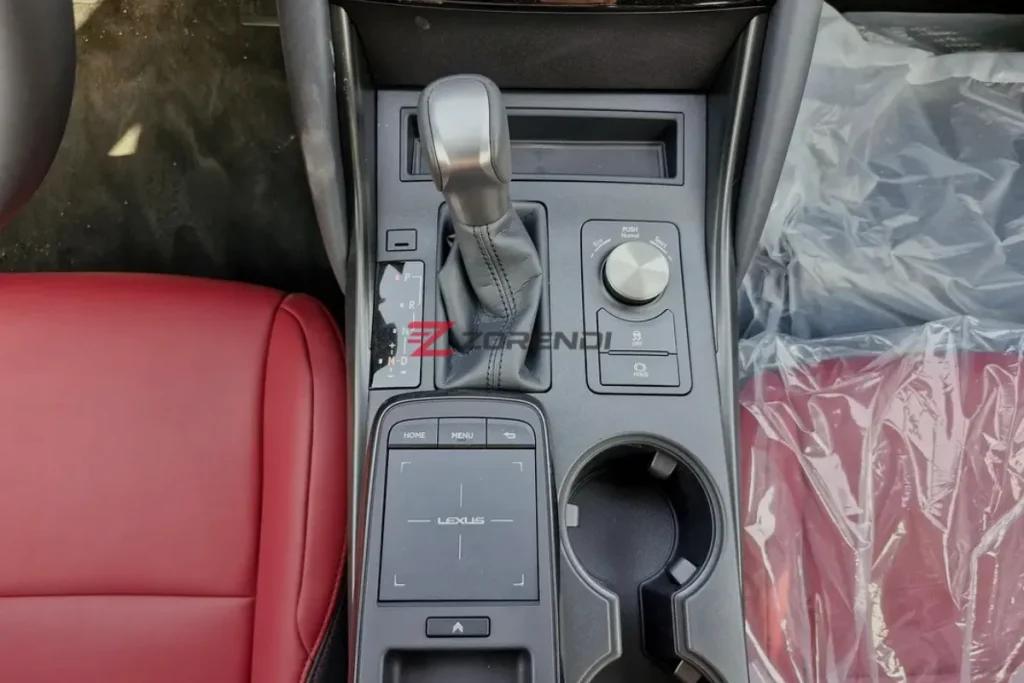Lexus IS 300 2025 0KM