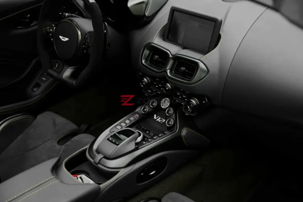 Aston Martin V12 Vantage 2023 79KM