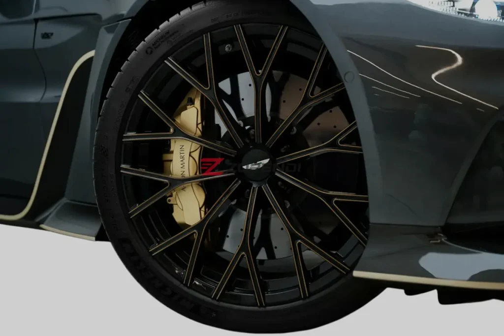 Aston Martin V12 Vantage 2023 79KM