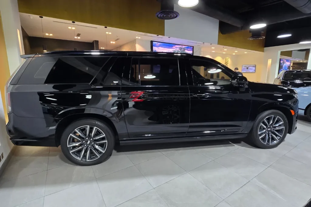 Cadillac Escalade 2023 77000KM