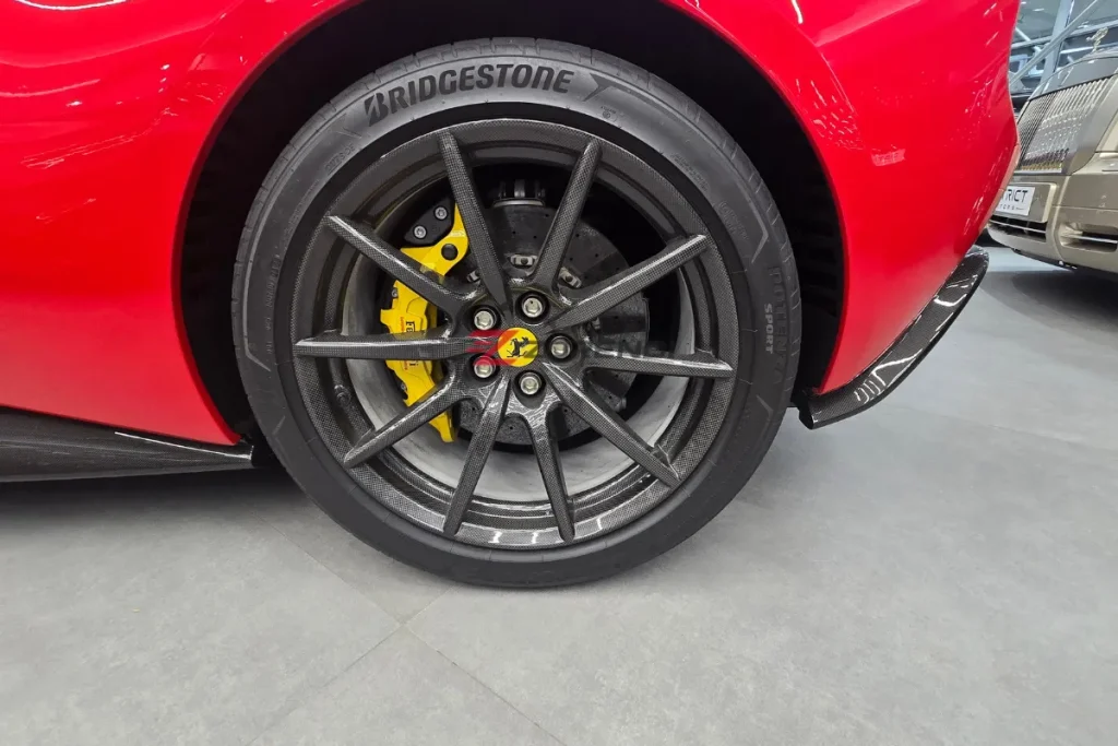 Ferrari 296 GTB Assetto Fiorano 2023 2900KM