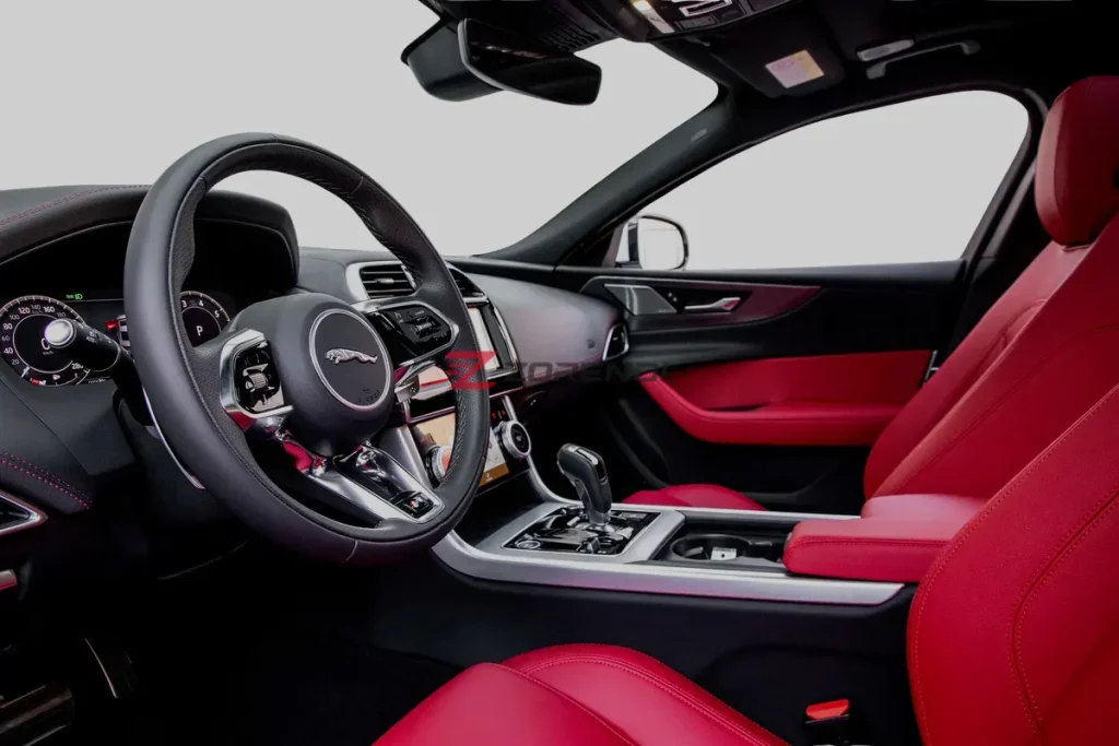 Jaguar XE P250 2025 28KM