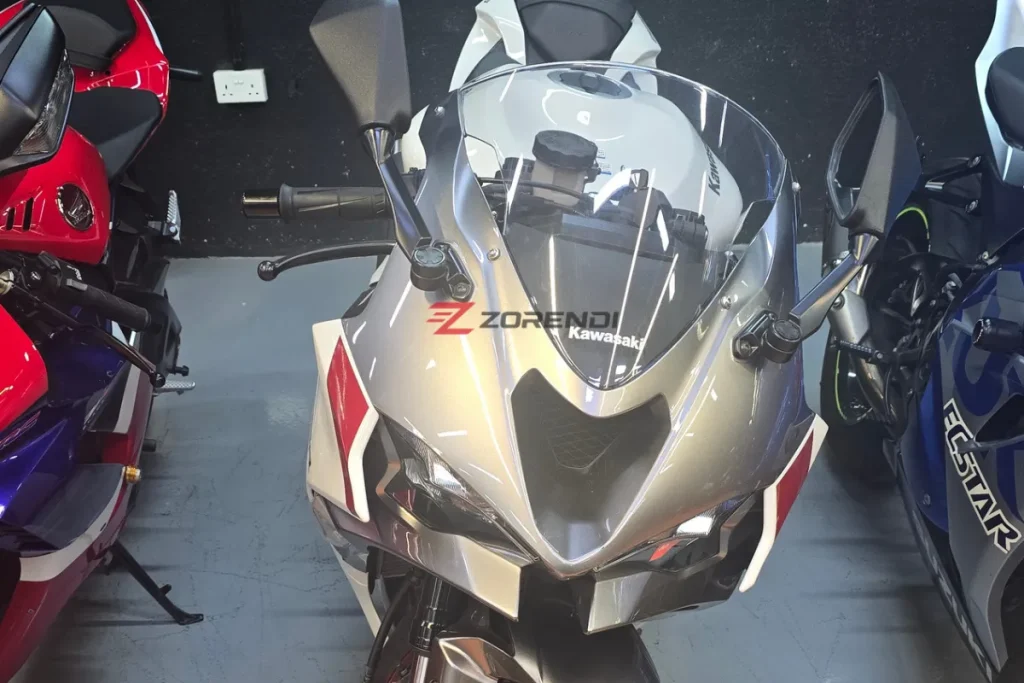 Kawasaki ZX-6R 2025 437KM